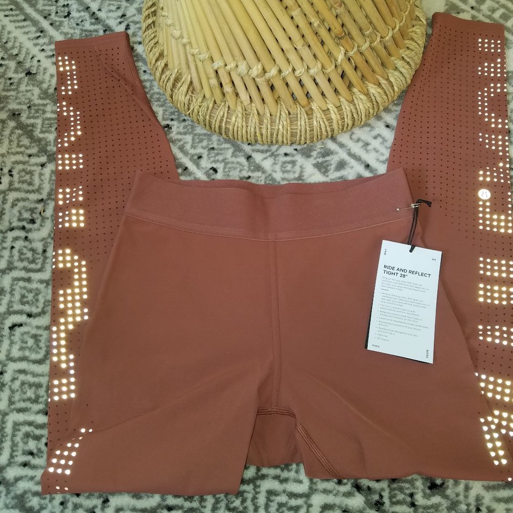 NWT Lululemon Ride and Reflect Tight 28" ADDT 8